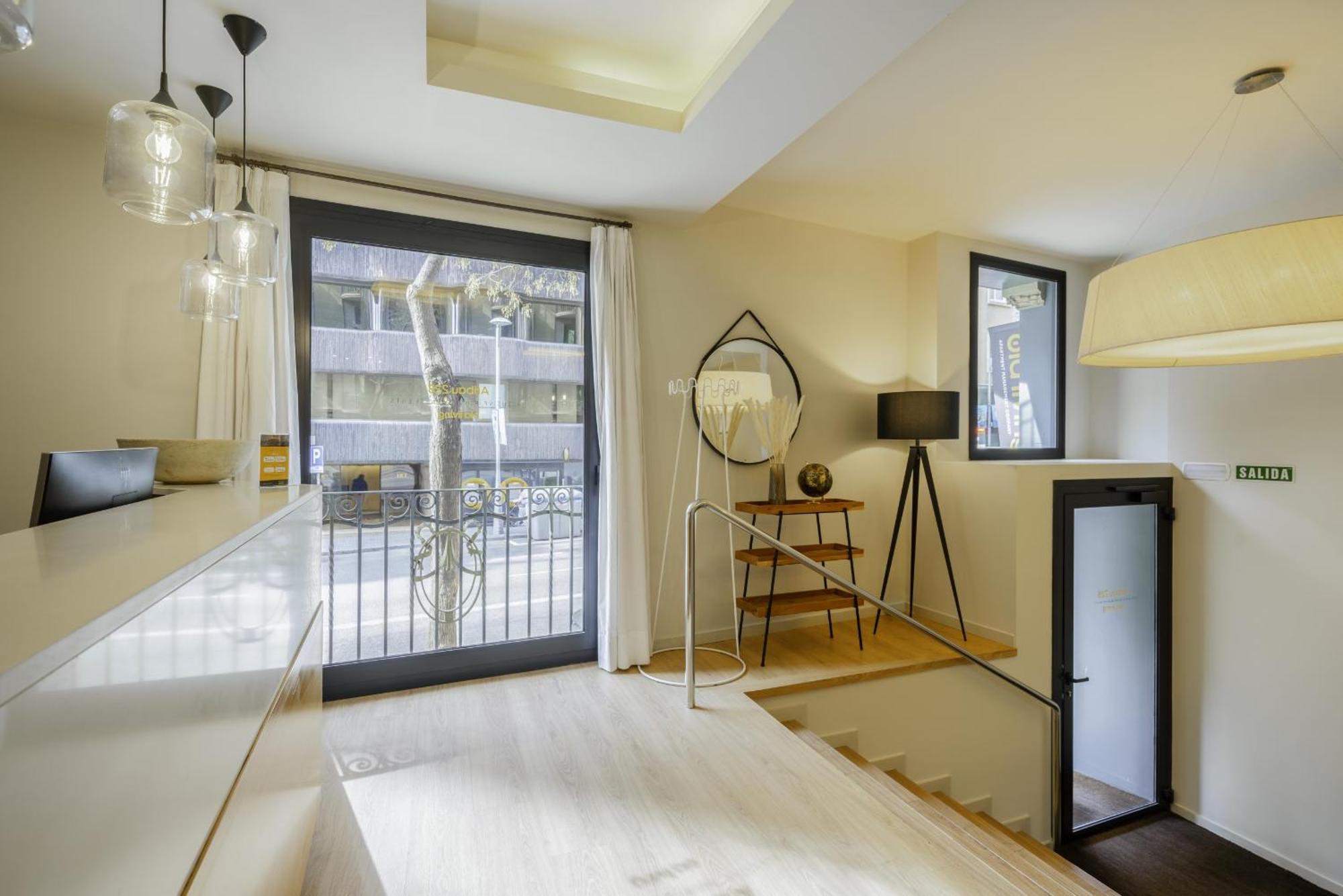 Ola Living Aribau Apartments Barcelone Extérieur photo